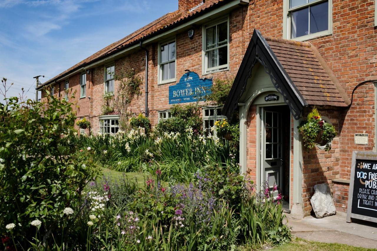 The Bower Inn Bridgwater Exteriér fotografie The former Buttercup Inn, now a private house